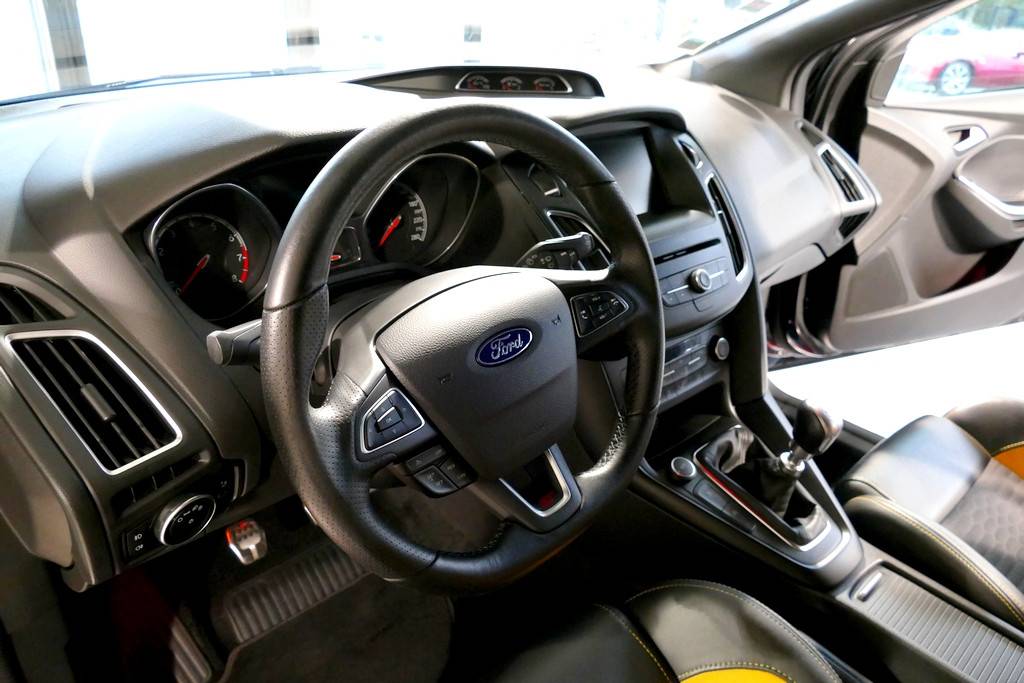 Ford Focus ST 2.0 Ecoboost 250cv 6