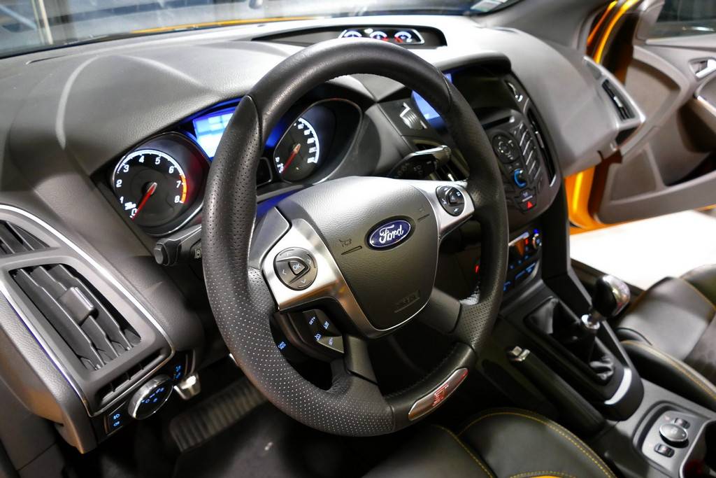 Ford Focus ST 2.0 Ecoboost 250cv 6