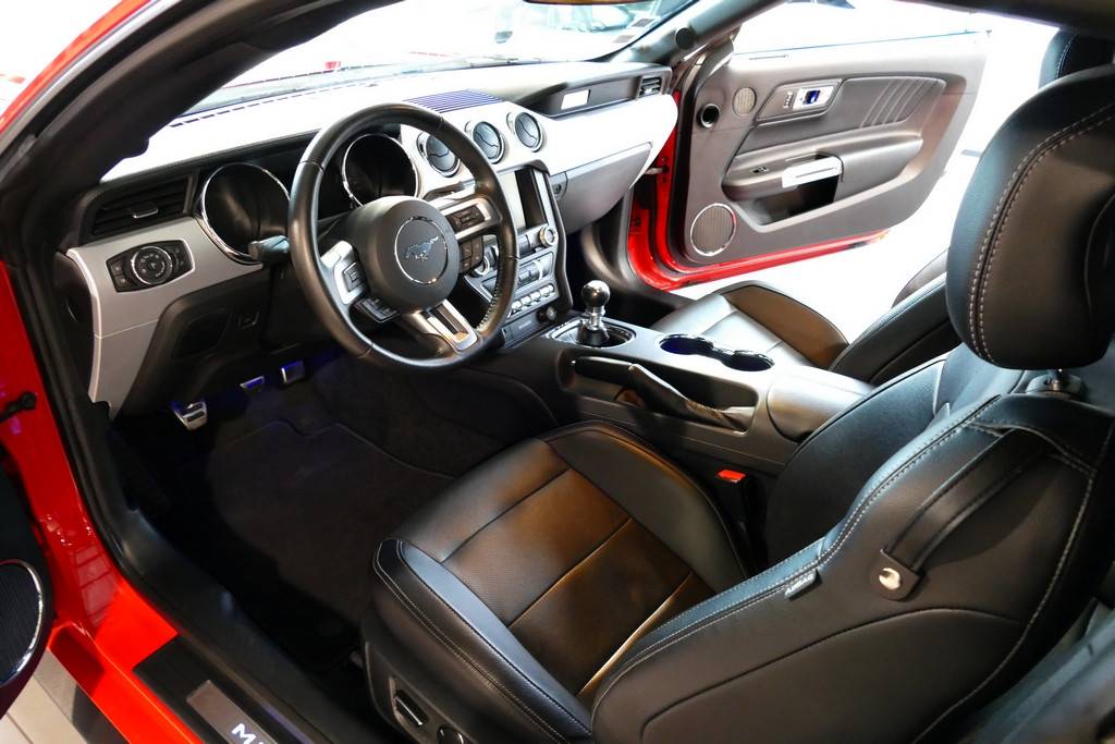 Ford Mustang GT 5.0 V8 Fastback 421cv Ecotaxe Incluse! 16