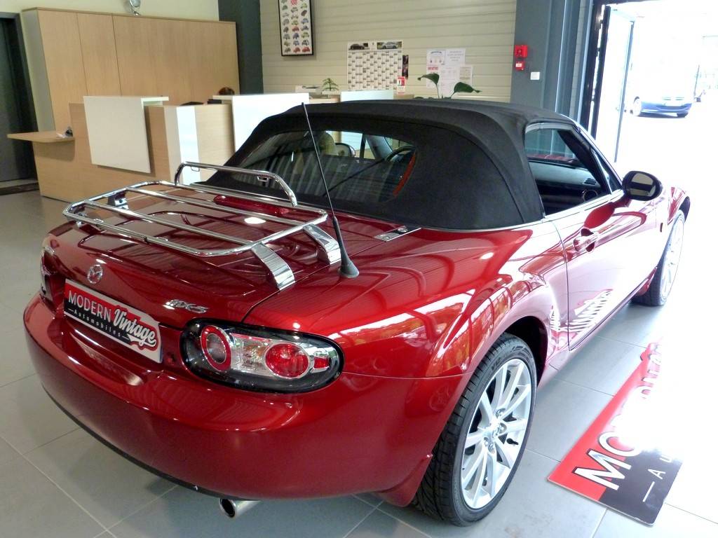 Mazda MX-5 2.0 160 Roadster Elegance 9