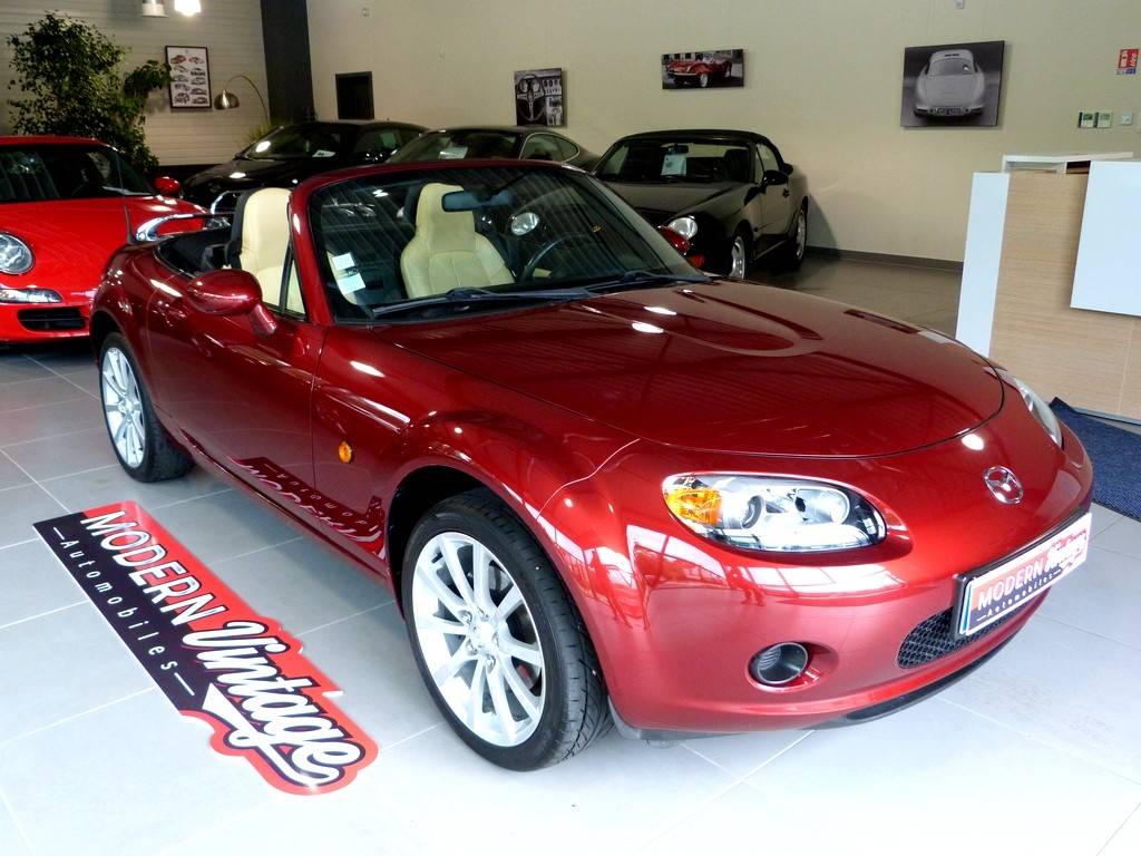 Mazda MX-5 2.0 160 Roadster Elegance 13