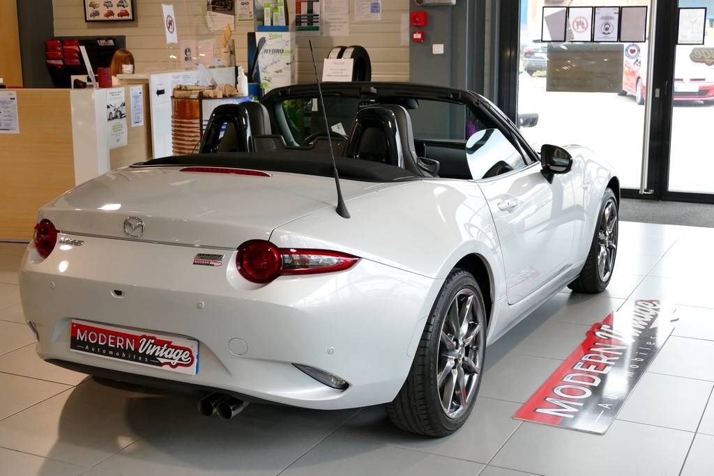 Mazda MX-5 Roadster ND 2.0 184 Selection Recaro 16