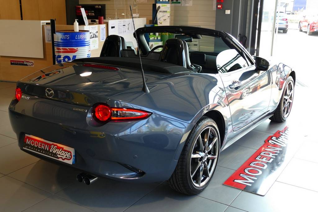 Mazda MX-5 Roadster ND 2.0 184 Selection 660kms! 18