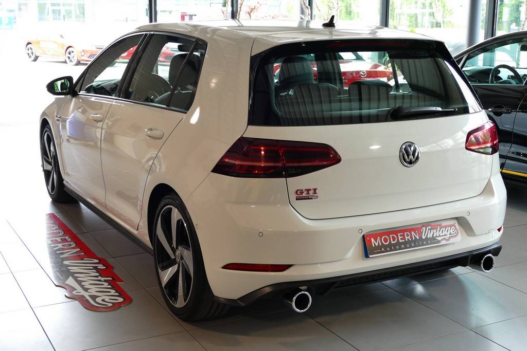 Volkswagen Golf VII GTI Performance 245 DSG Facelift 14