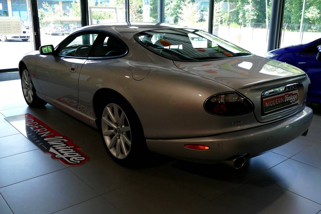 Jaguar XK8 Coupe 4.2 V8 Final Edition 14