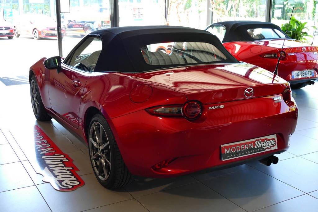 Mazda MX-5 Roadster ND 2.0 160cv Pack Sport Recaro 10