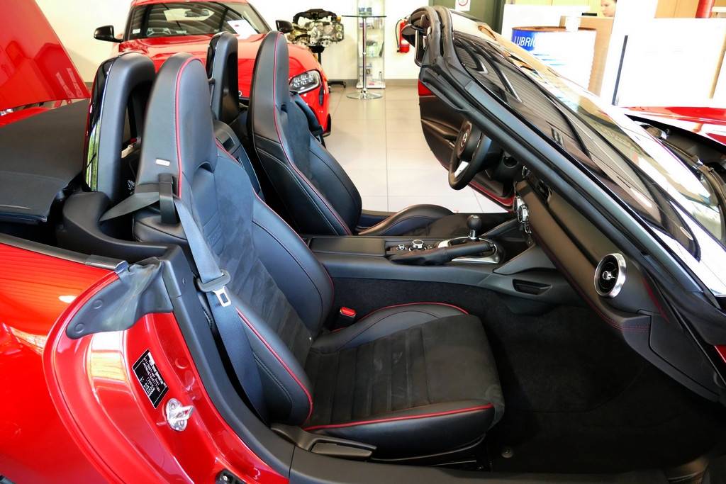 Mazda MX-5 Roadster ND 2.0 160cv Pack Sport Recaro 17