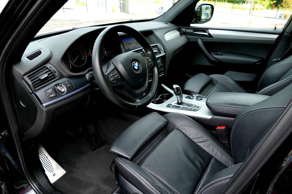 BMW X3 xDrive 30d 258cv Sport Design 4