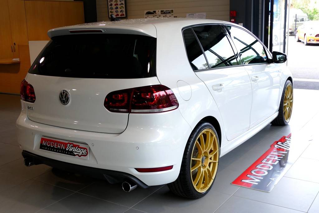 Volkswagen Golf VI GTI 235 Edition 35 16