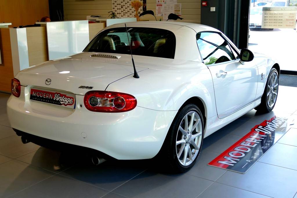 Mazda MX-5 2.0 160 Roadster Coupe Sports-Line 10