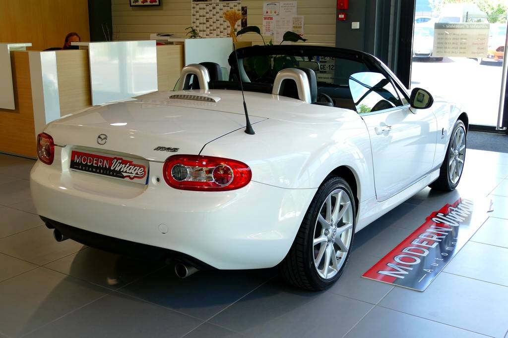 Mazda MX-5 2.0 160 Roadster Coupe Sports-Line 12