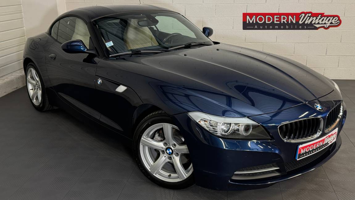 Photographie d'un véhicule en vente chez Modern Vintage, concessionnaire et garagiste à
						  Bischwiller