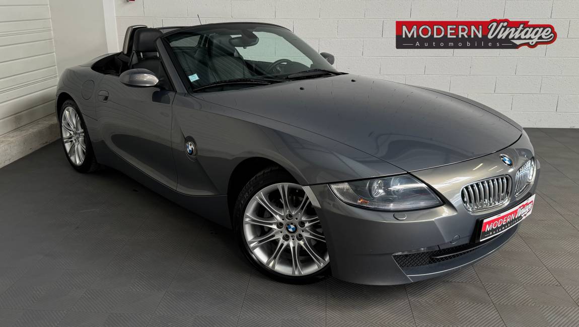 Photographie d'un véhicule en vente chez Modern Vintage, concessionnaire et garagiste à
						  Bischwiller