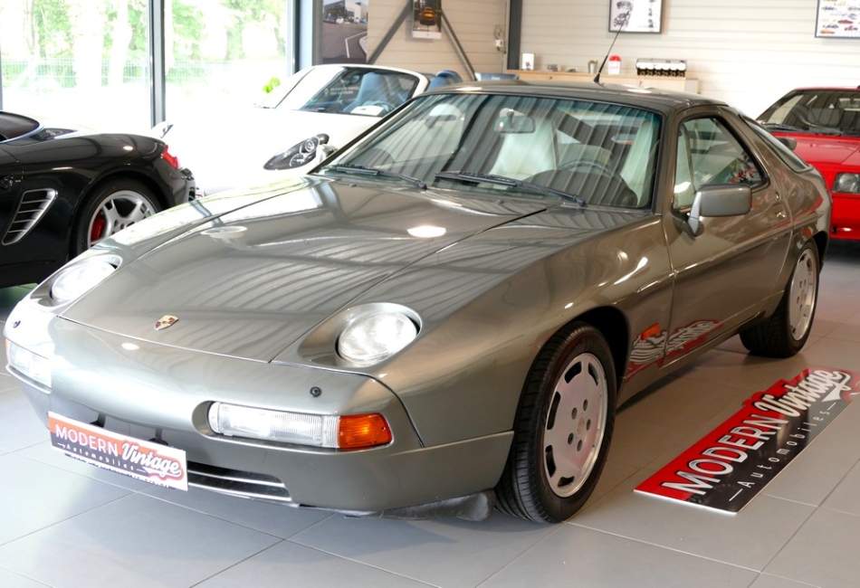 Porsche 928 S4 5.0 V8 320 BOITE MANUELLE