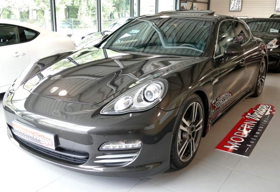 Porsche Panamera 4S PDK V8 400cv