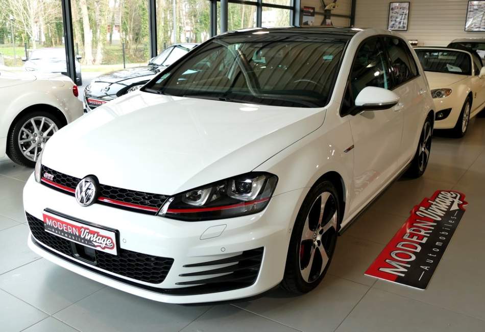 Volkswagen Golf VII GTI Performance 230cv DSG