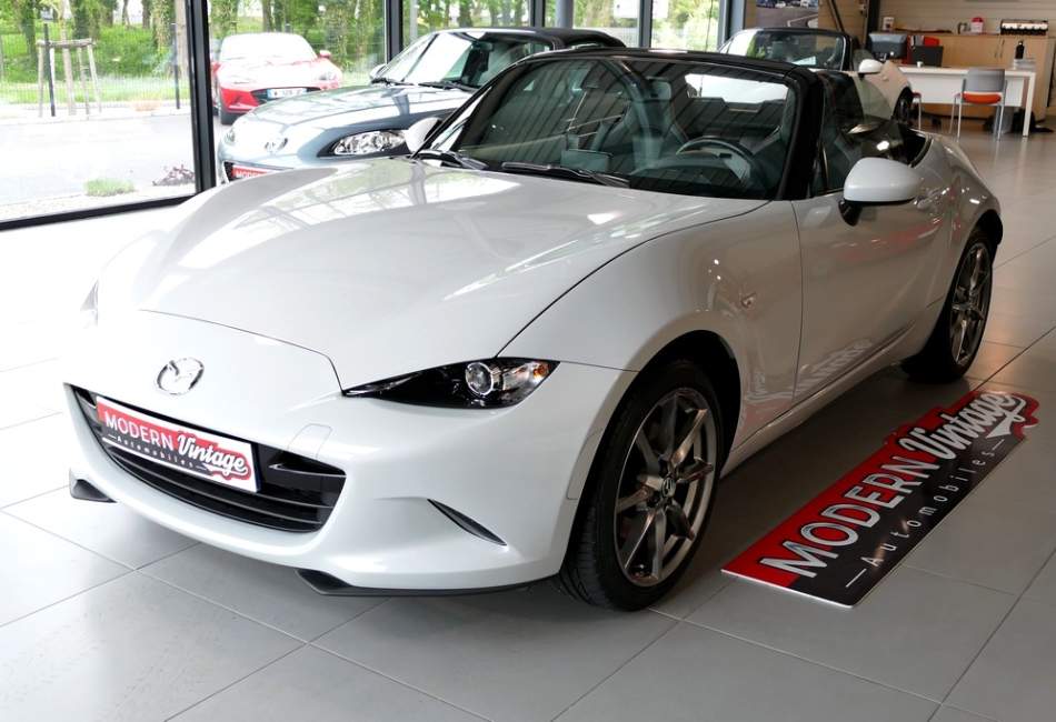 Mazda MX-5 2.0 160 Roadster Selection Recaro