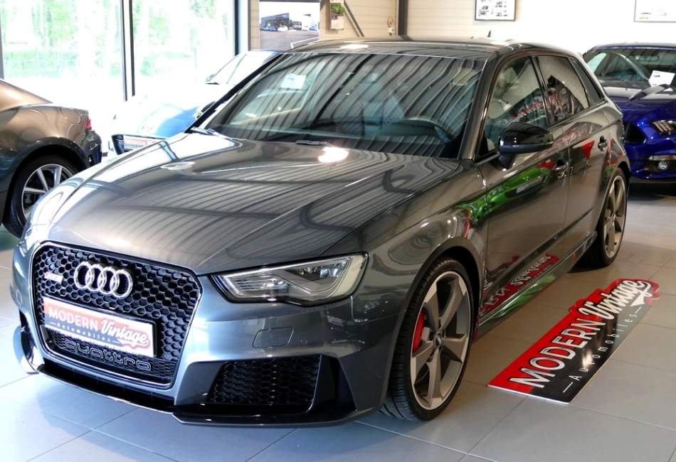 Audi RS3 Sportback 2.5 TFSI 367cv Quattro S-Tronic