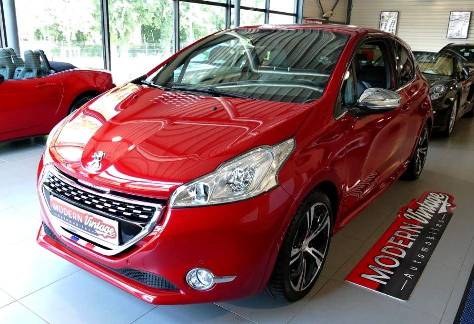Peugeot 208 GTI 1.6 THP 200