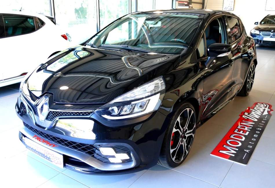 Renault Clio RS Trophy EDC 220