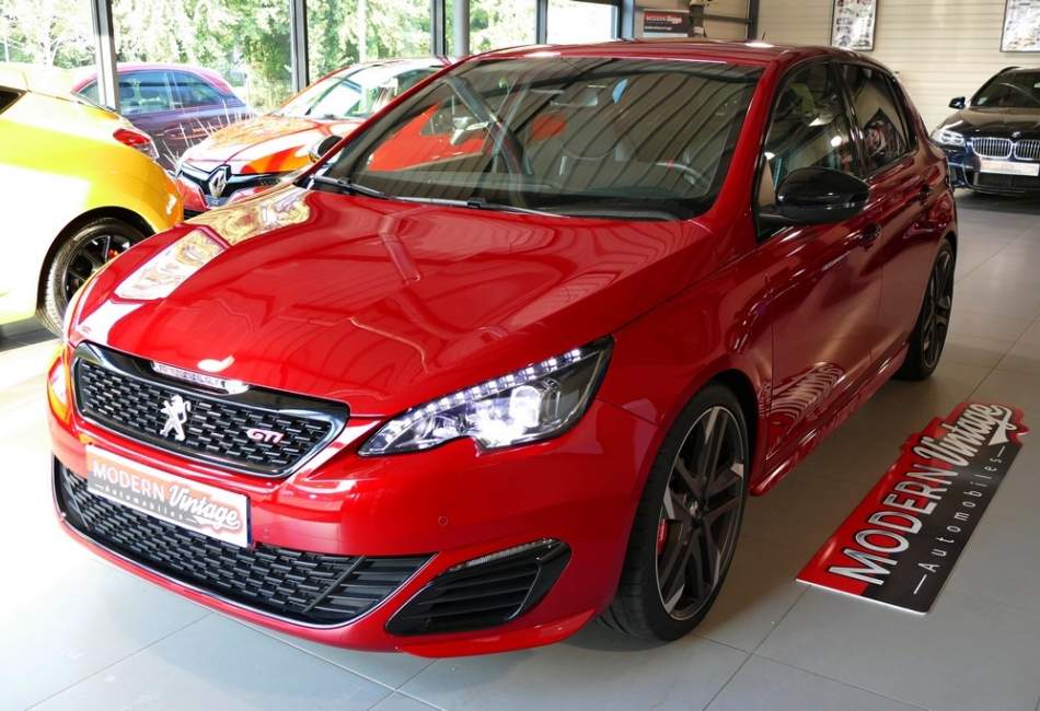 Peugeot 308 GTi 1.6 THP 270cv