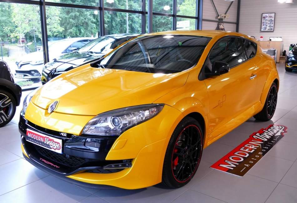 Renault Megane Coupe RS Trophy 265 N°136
