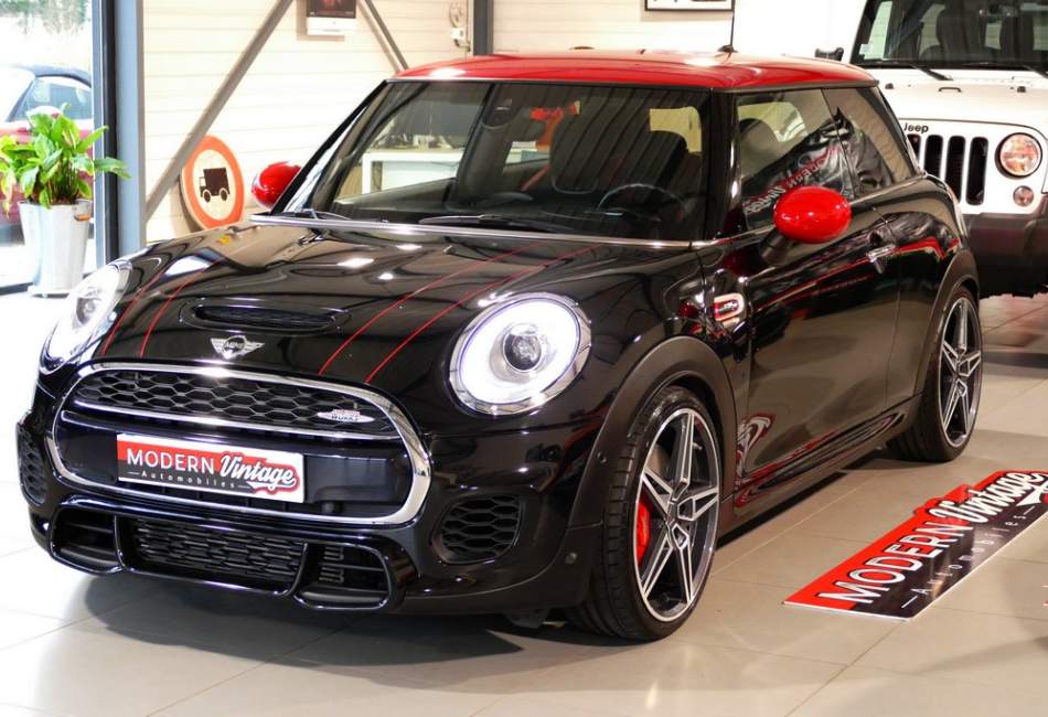 Mini Cooper John Cooper Works 231cv