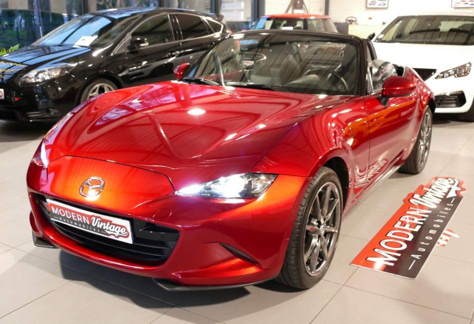 Mazda MX-5 Roadster ND 2.0 184 Selection Recaro