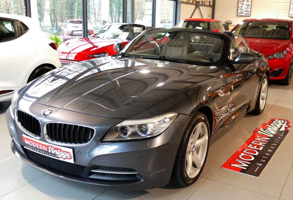 BMW Z4 sDrive 20i 184cv Pure Design