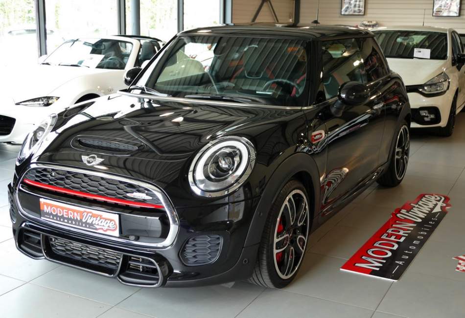 Mini Cooper John Cooper Works 231cv