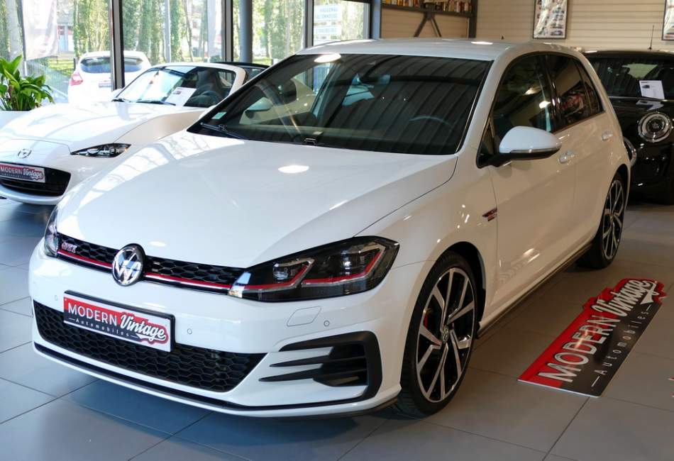 Volkswagen Golf VII GTI Performance 245 DSG Facelift