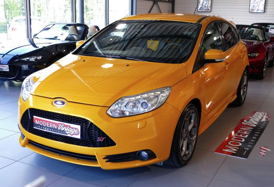 Ford Focus ST 2.0 Ecoboost 250cv