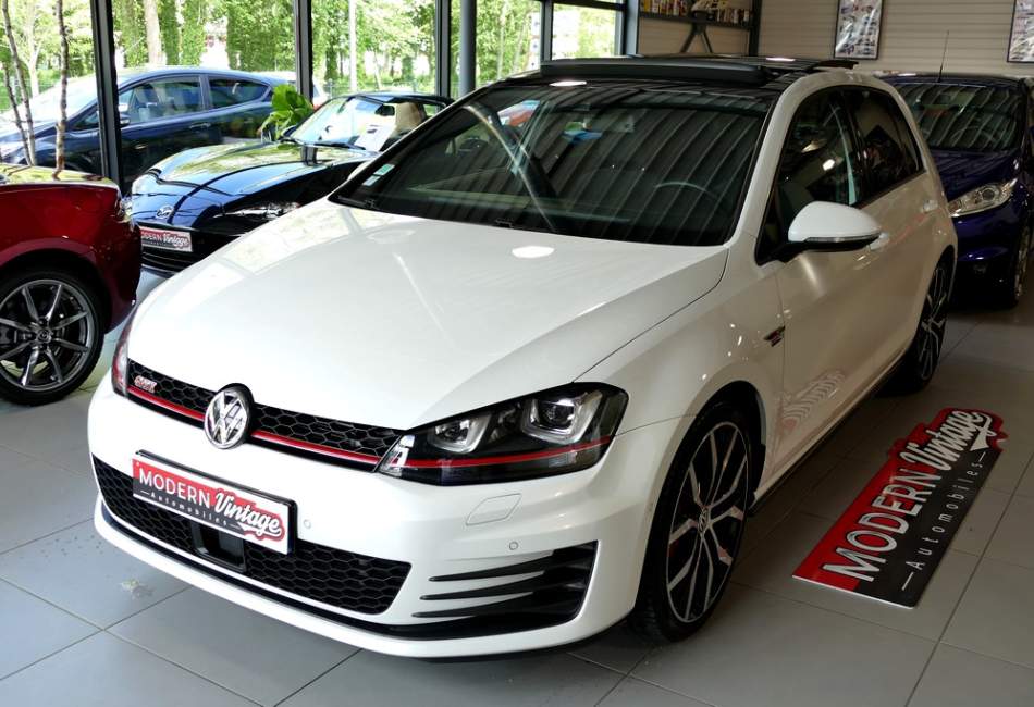 Volkswagen Golf VII GTI Performance 230cv DSG