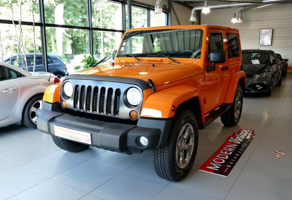 Jeep Wrangler 2.8 CRD 200cv Sahara Orange Crush!
