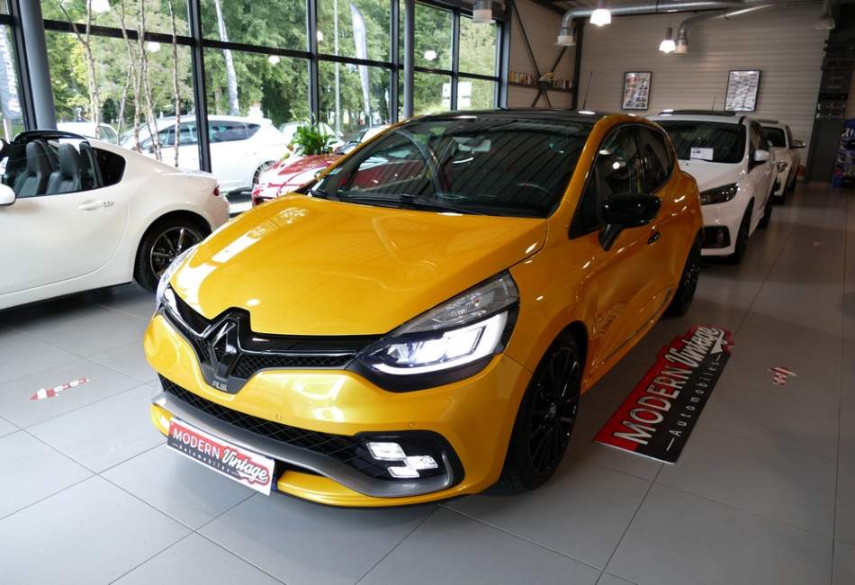 Renault Clio 4 RS Trophy 220 EDC