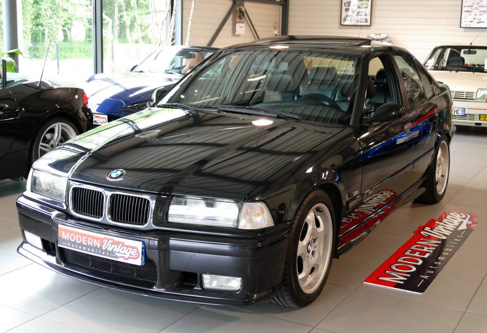 BMW M3 E36 Berline 3.0l 286cv