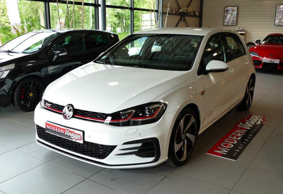 Volkswagen Golf VII GTI Performance 245 DSG Facelift
