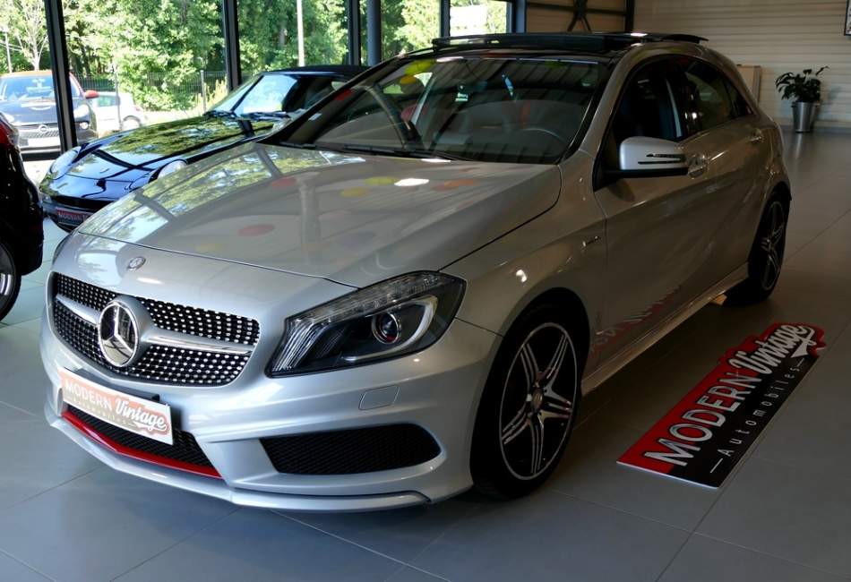 Mercedes-Benz A250 Sport 7G-DCT