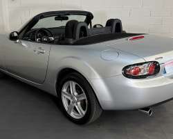 Mazda MX-5 NC Roadster 1.8 126cv Elegance 2