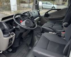 Nissan Cabstar NT400 2.5 136cv 6