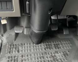 Nissan Cabstar NT400 2.5 136cv 4