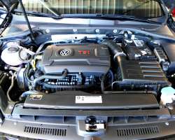 Volkswagen Golf VII GTI Performance 245cv DSG 17