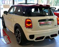 Mini Cooper John Cooper Works JCW BVA8 231cv 0 Mini Cooper John Cooper Works JCW BVA8 231cv 0