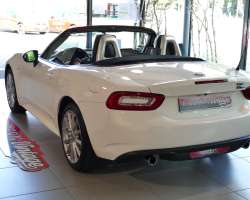 Fiat 124 Spider 1.4 MultiAir Turbo 0 Fiat 124 Spider 1.4 MultiAir Turbo 0