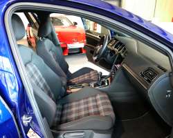 Volkswagen Golf VII GTI 230cv Facelift 9