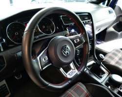 Volkswagen Golf VII GTI 230cv Facelift 10
