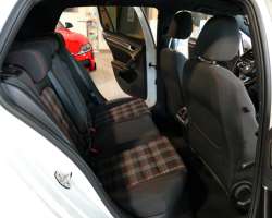Volkswagen Golf VII GTI Performance 245cv DSG 8