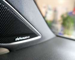 Volkswagen Golf VII GTI Performance 245cv DSG 15