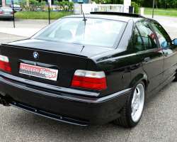 BMW M3 E36 Berline 3.0l 286cv 8