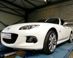 Mazda MX-5 NC Roadster 1.8 126cv Sendo 8